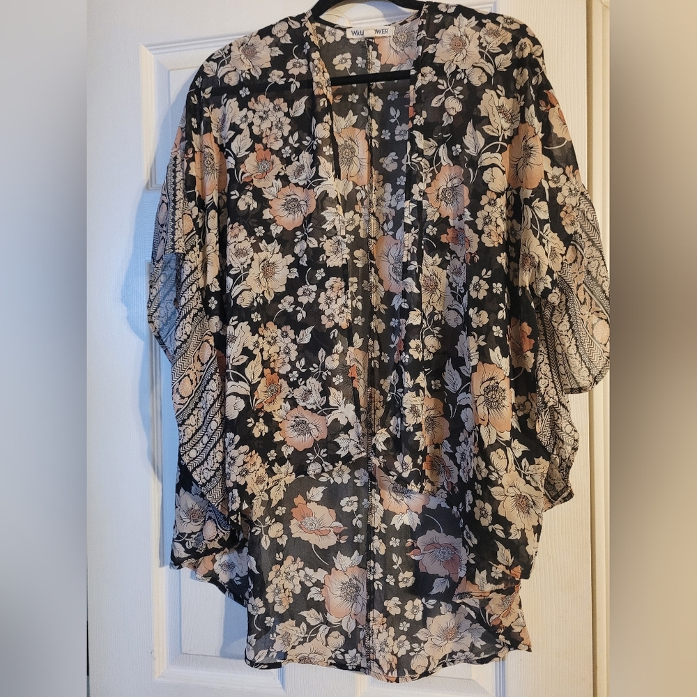 Wallflower Black and Cream Floral Kimono